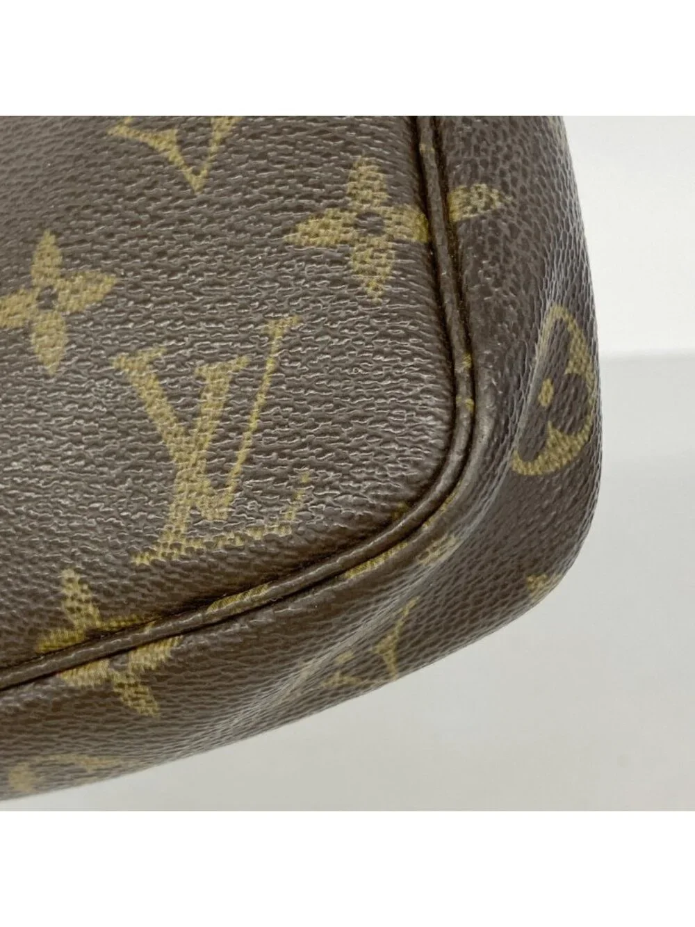 Louis Vuitton Pouch Monogram Pochette Brown